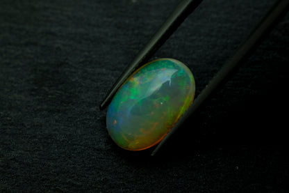 Ethiopian Opal Oval Cabochon 5.10ct